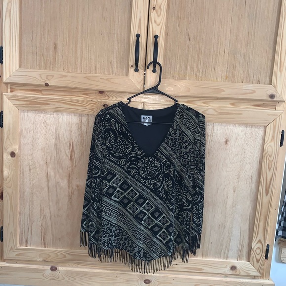 R & M Richards v-neck printed beaded fringe shirt size L - Picture 1 of 4